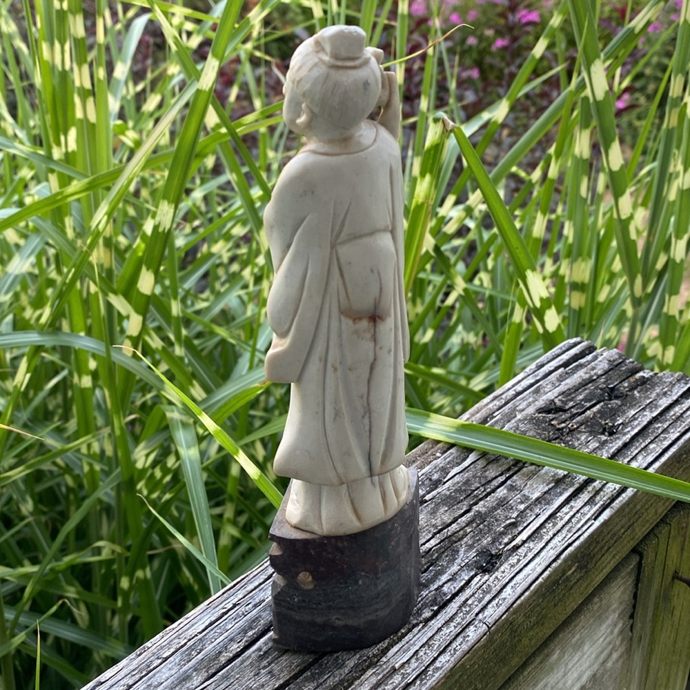 Vintage Soapstone Carving of Han Xiangzi - Picture 3 of 10